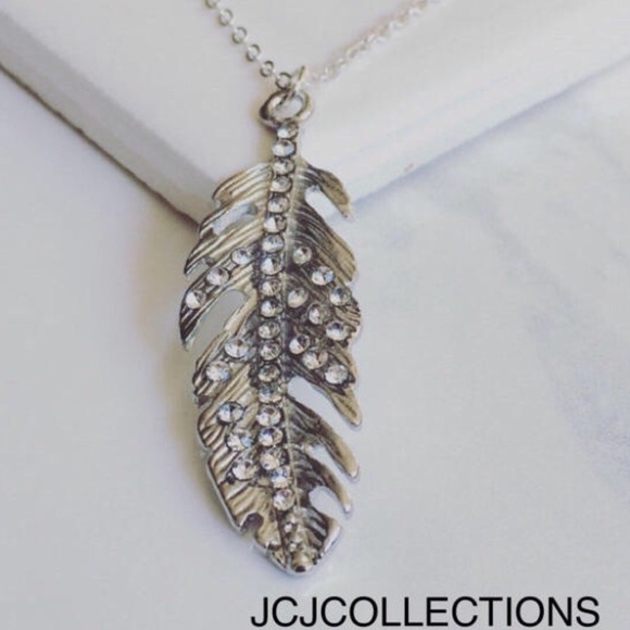 ✨ 925 Sterling Silver Feather & Pave CZ Necklace✨ - Picture 2 of 2